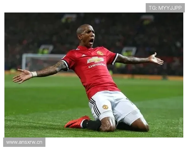 韦尔贝克在英超赛季中表现稳健，助力球队争夺欧战名额